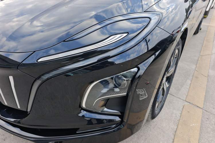 Used Hongqi E-QM5 2023 Revised Version Basic Travel Edition
