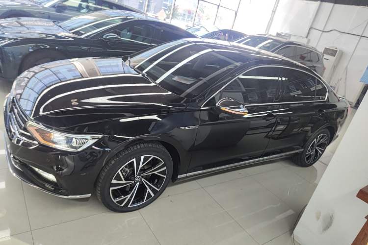 Used Volkswagen Magotan 2020 330TSI DSG Luxury Edition

