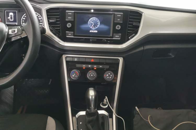 Used Volkswagen T-ROC 2020 280TSI DSG Two-Wheel-Drive Elite Version
