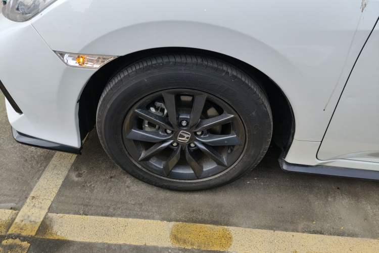 Used Honda Civic 2021 HATCHBACK 220TURBO CVT New Trendsetter