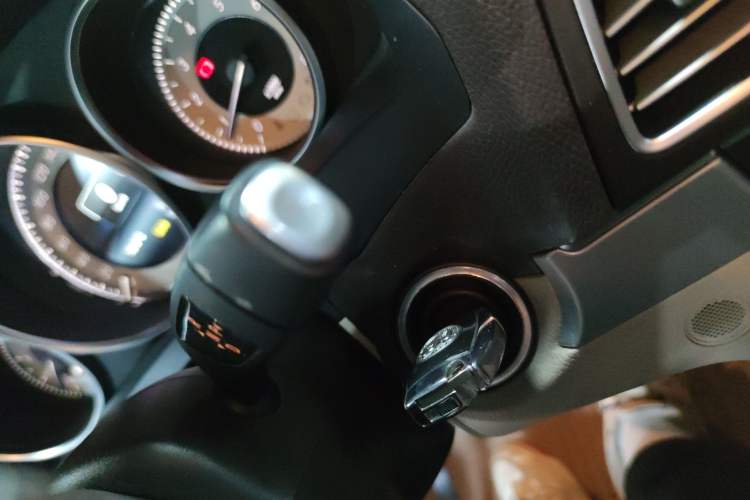 Used Mercedes-Benz E-Class (Import) 2014 E 200 Coupe
