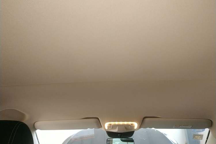 Used Mercedes-Benz Vito 2018 2.0T Elite Version 7 Seats China V Emission Standard
