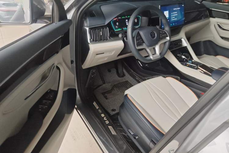 Used BYD Song PLUS New Energy 2021 EV Deluxe Model
