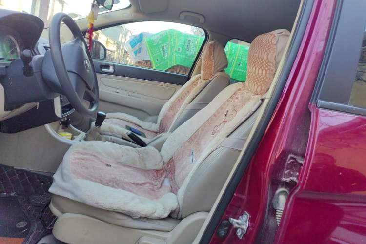 Used BAIC E Series 2012 Hatchback 1.3L Manual Liking Edition
