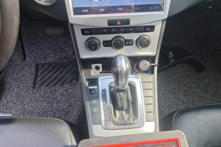 Used Volkswagen Magotan 2016 1.8TSI Smart Enjoyment Leading Model
