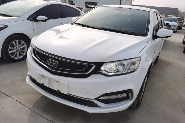 Used Geely Auto Vision 2019 Upgraded Model 1.5L Manual Luxury Version China V Standard