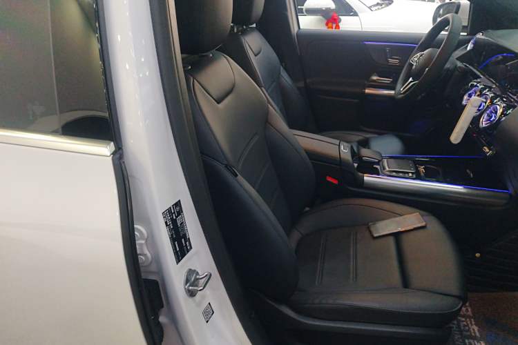 Used Mercedes-Benz GLA 2023 GLA 220
