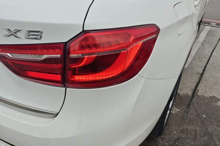 Used BMW X6 2017 xDrive28i
