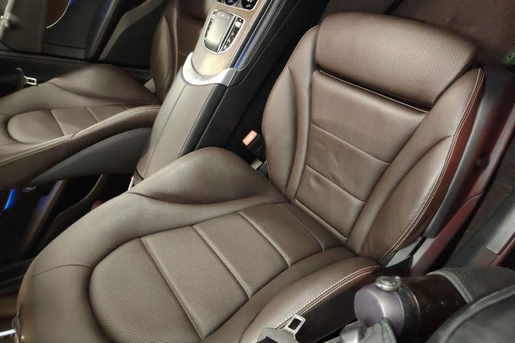 TDK.VehicleDetails.img