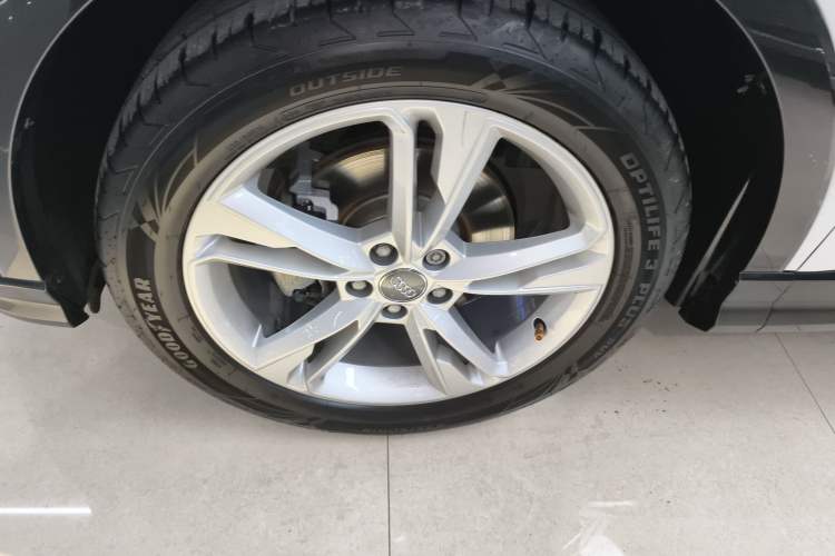 Used Audi Q3 2019 35 TFSI Advanced Style Edition
