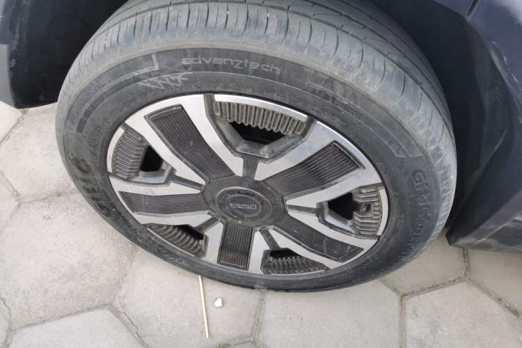 Used  03 2024 472km Four-Wheel Drive Long-Range Version
