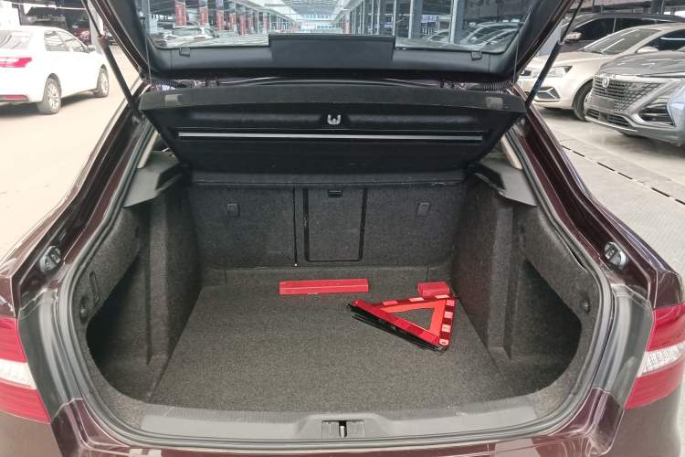 Used Skoda Superb 2013 1.8TSI Automatic MingShi Edition
