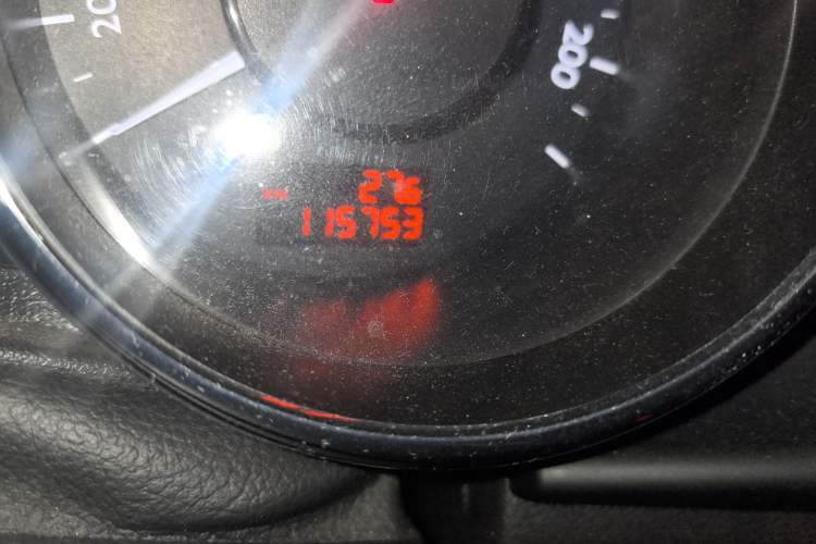 Used Peugeot 3008 2015 2.0L Automatic Classic Edition