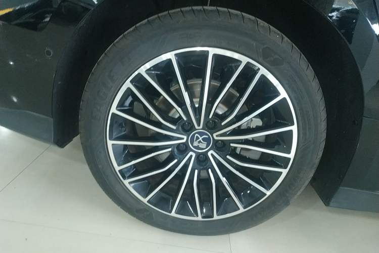 Used BYD Han 2025 DM-i Intelligent Driving Edition 125KM LiDAR Flagship Model