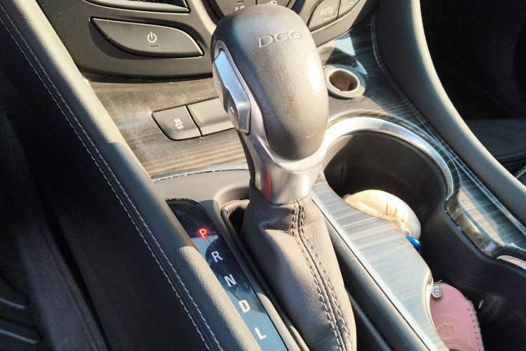 Used Buick Envision 2018 20T Two-Wheel-Drive Elite Model
