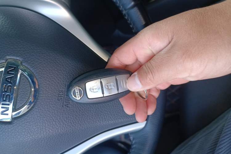 Used Nissan X-Trail 2014 2.0L CVT Comfort Edition 2WD
