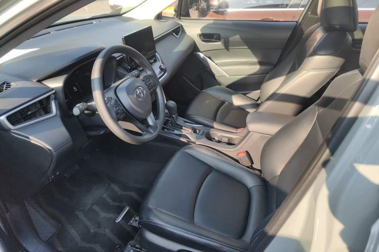 Used Toyota Corolla Cross 2023 2.0L Elite Edition
