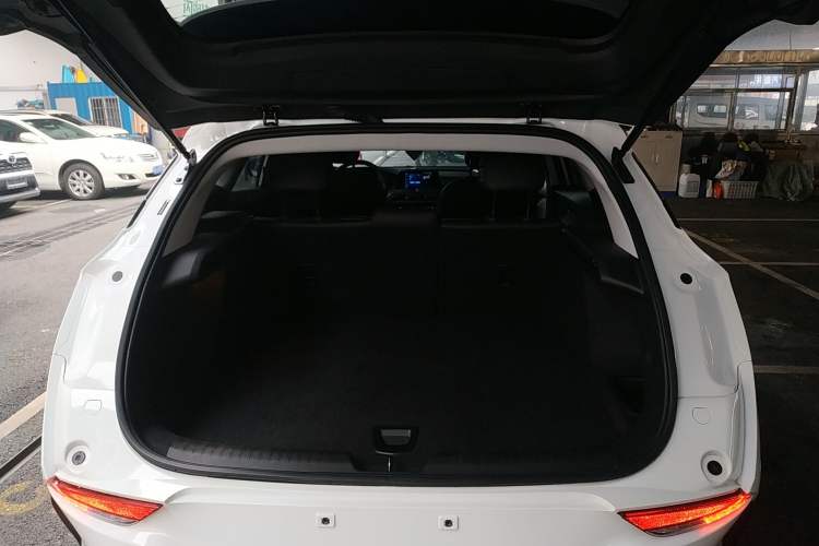 Used Buick Velite 6 2023 430km Range Commuter Version
