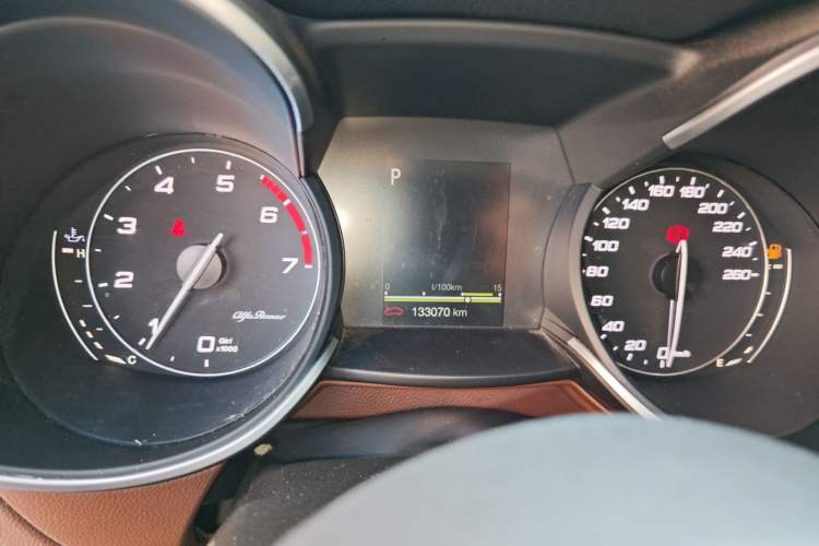 Used Alfa Romeo Stelvio 2017 2.0T 200HP Elite Edition
