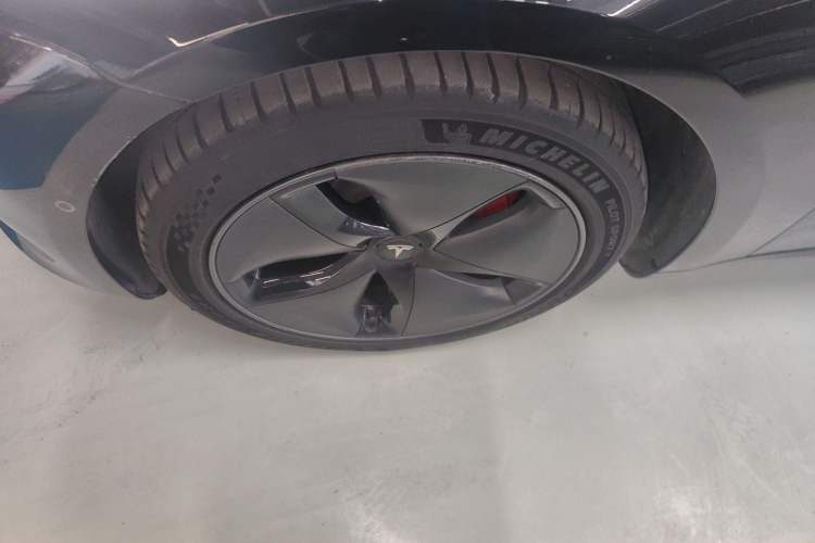 Used Tesla Model 3 (Import) 2019 Long-Range All-Wheel-Drive Version