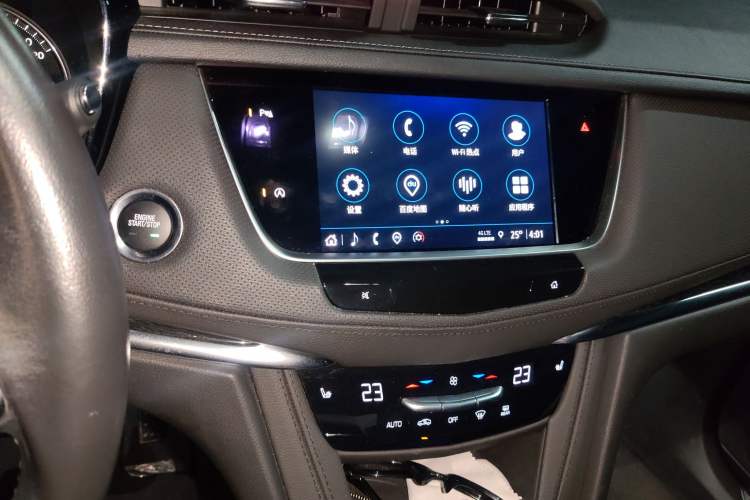 Used Cadillac XT5 2022 2.0T Two-Wheel Drive Luxury Version
