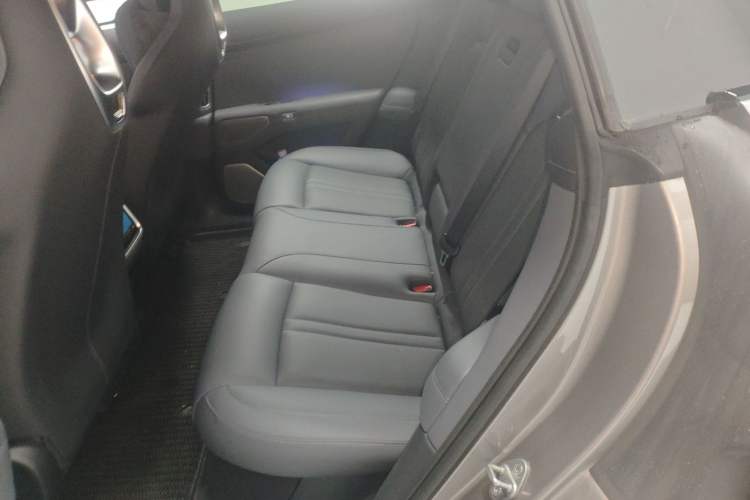 Used  YU7 2025 Ultra-Long Range High-Performance All-Wheel-Drive Max Edition
