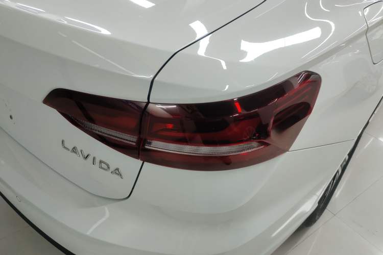 Used Volkswagen Lavida 2024 300TSI DSG Full-Comfort Edition