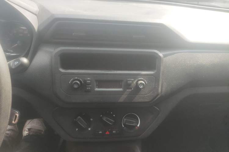 Used Wuling Hongguang 2021 1.5L S Base Version LAR