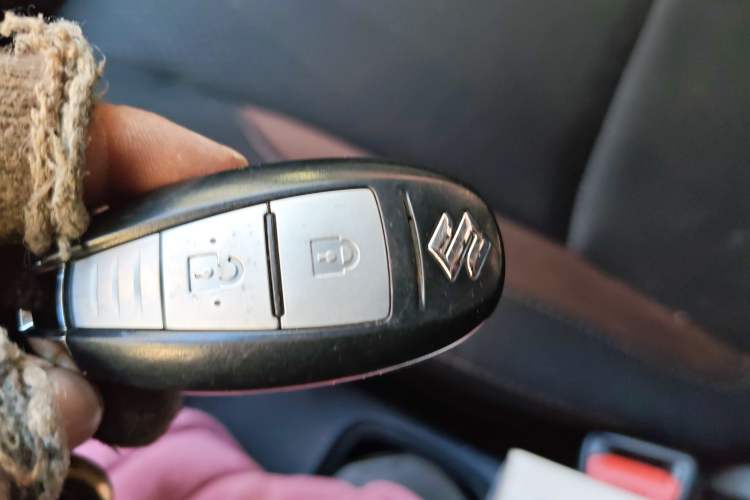 Used Suzuki Vitara S-Cross 2017 1.6L CVT Two-Wheel Drive Urban Fashion Model
