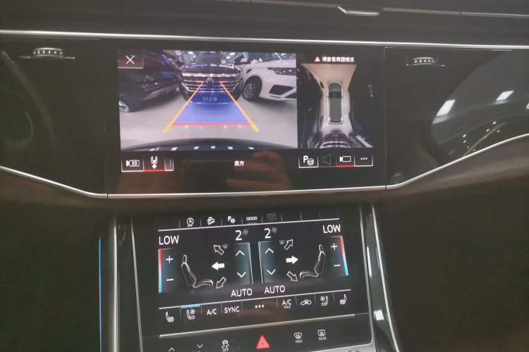 Used Audi Q7 2021 55 TFSI quattro S line Sport model