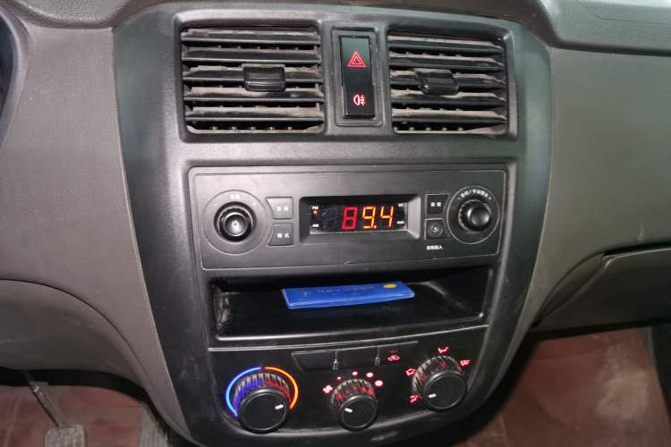 Used Wuling Rongguang S 2021 1.2L Base Model Window-Sealed 2-Seat LSI Car
