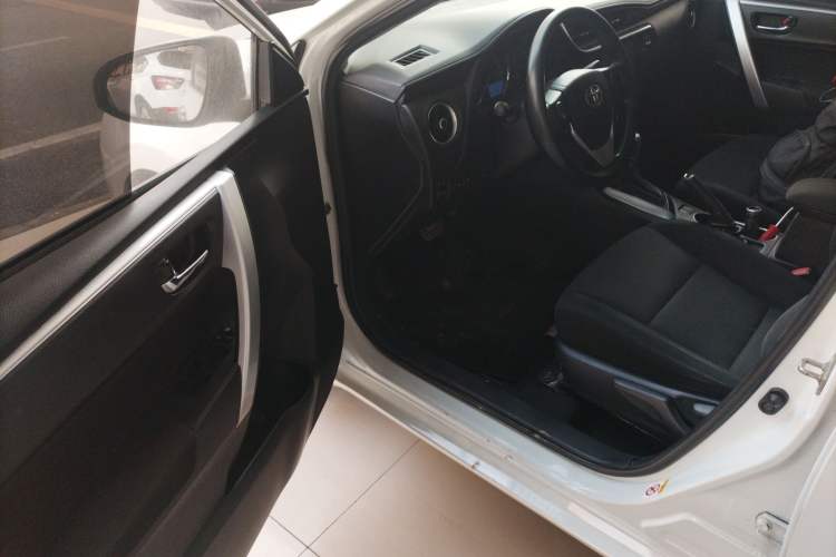 Used Toyota Levin 2017 Revised 185T CVT Elite Edition China V Standard
