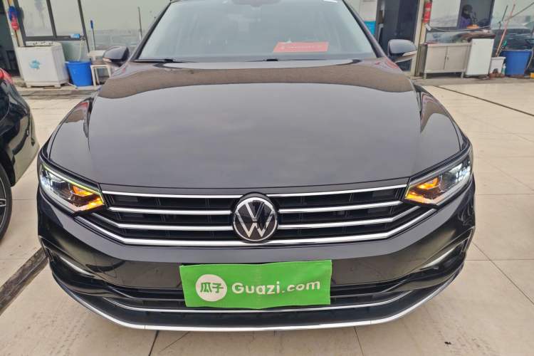 Used Volkswagen Magotan 2020 330TSI DSG Luxury Edition
