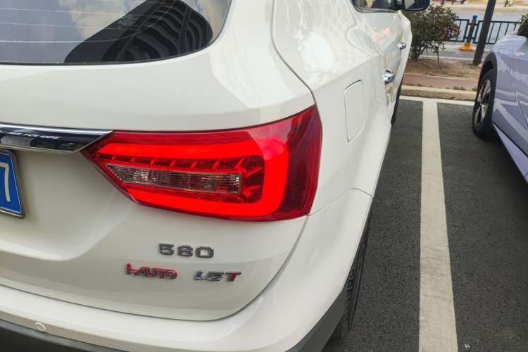 Used Dongfeng Fengon 580 2021 ☆ Star Edition 1.5T Automatic Luxury Version
