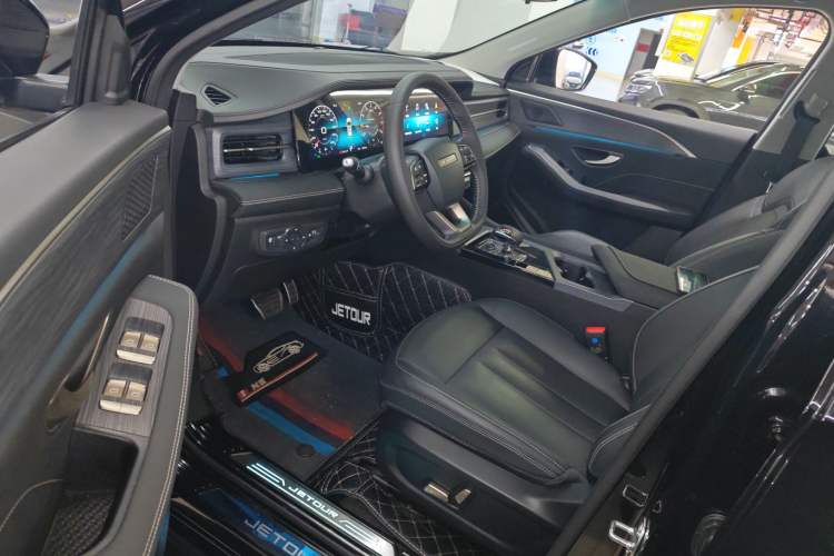 Used JETOUR X90 PLUS 2025 Beyond Edition 1.6TD DCT Villa PRO 5-Seater
