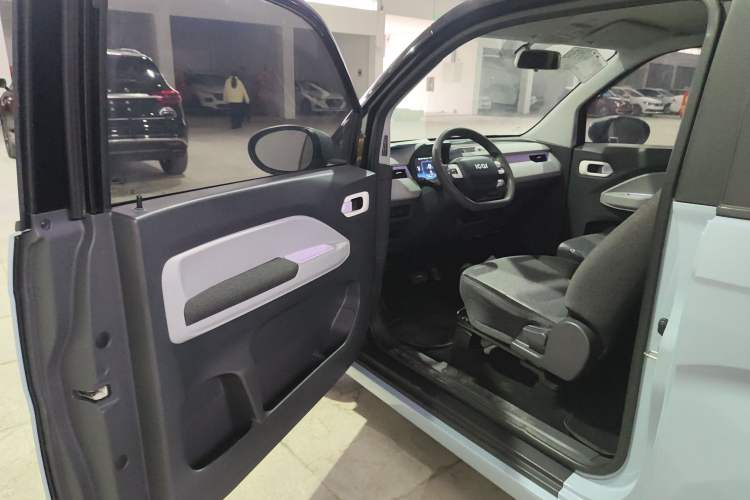 Used Chery QQ Ice Cream 2022 120km Conical Shape Lithium Iron Phosphate