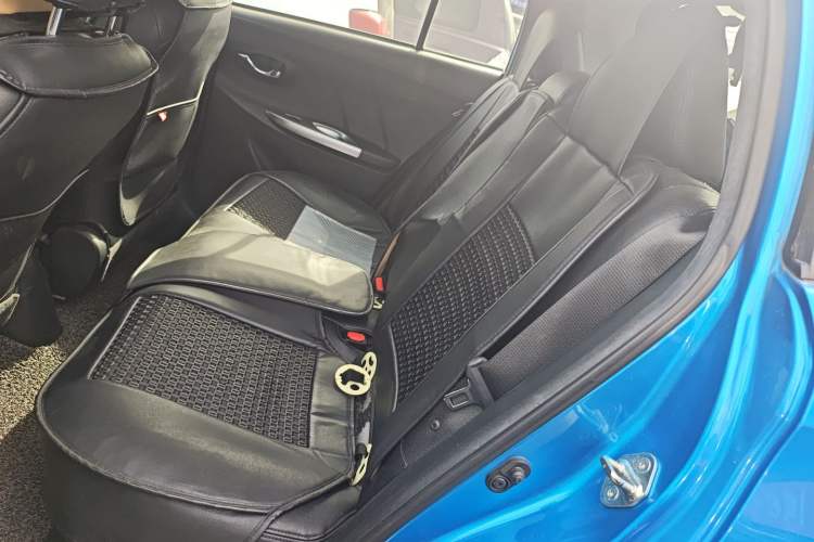 Used Toyota YARiS L 2014 1.3E Manual Charm Edition
