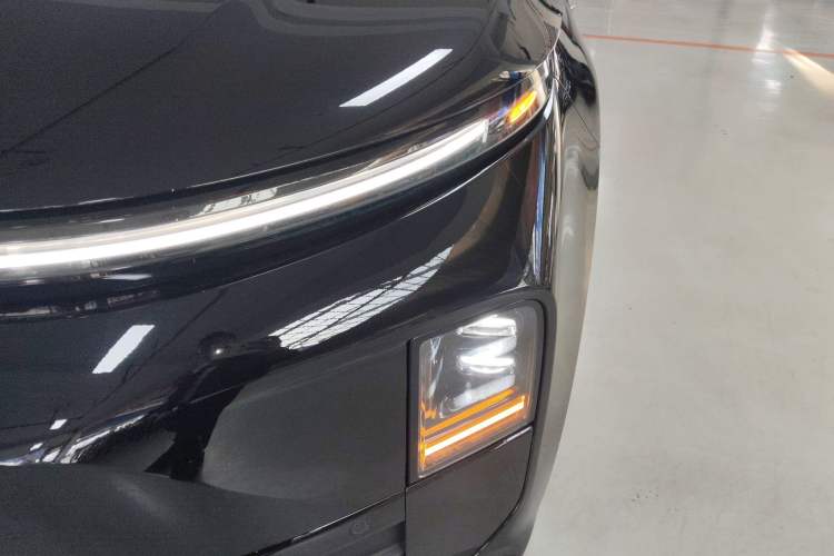 Used Li Auto L6 2025 Pro Smart Refresh Edition