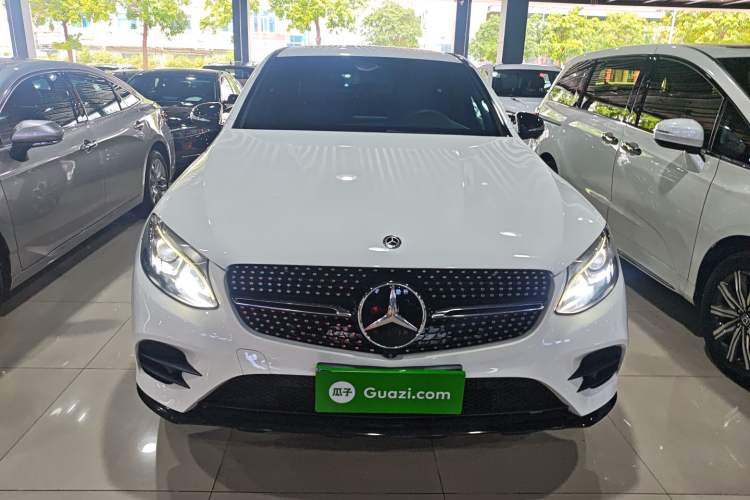 Used Mercedes-Benz GLC Coupe 2019 GLC 260 4MATIC Coupe SUV
