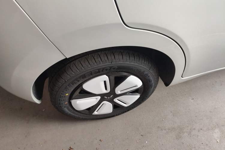 Used Wuling Hongguang MINIEV 2025 Four-Door Version Advanced Edition
