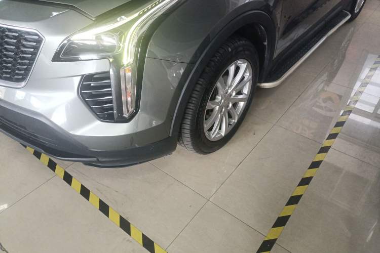 Used Cadillac XT4 2018 28T Two-Wheel Drive Tech Version
