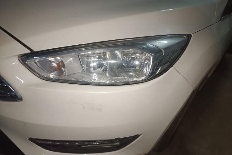 Used Ford Focus 2015 Sedan EcoBoost 180 Automatic Elite Model