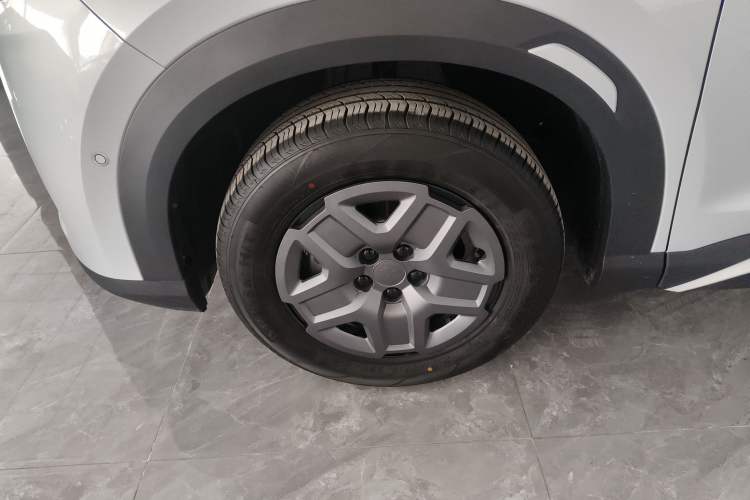 Used BYD Yuan UP 2025 Intelligent Driving Version 401 KM Dynamic Edition
