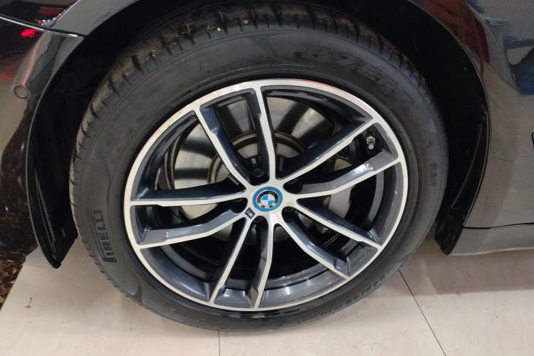 Used BMW 5 Series New Energy 2022 Second Facelift 535Le M Sport Package
