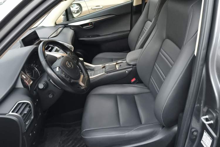 Used Lexus NX 2020 200 All-Wheel Drive Fēngshàng Version China VI Standard
