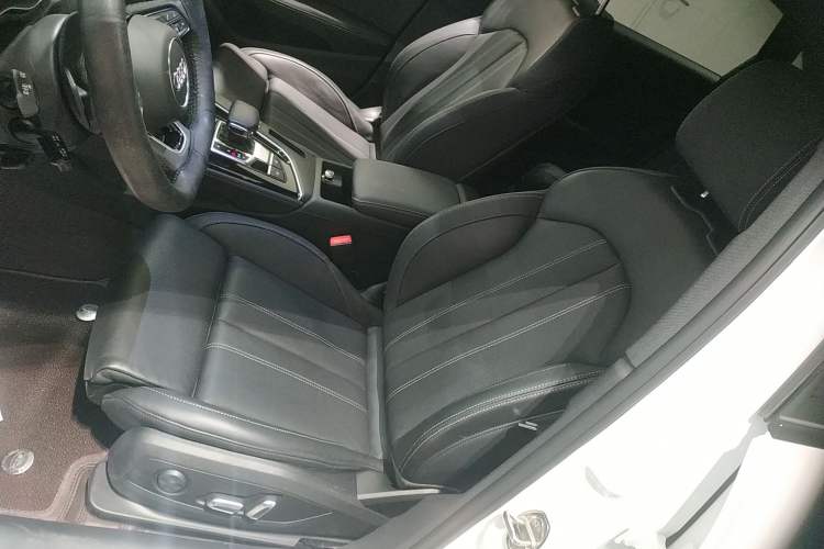 Used Audi A4L 2024 40 TFSI Luxury Dynamic Edition