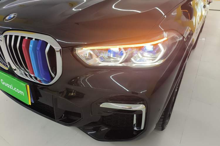 Used BMW X5 2022 Restyled xDrive 30Li Luxury Version M Sport Package
