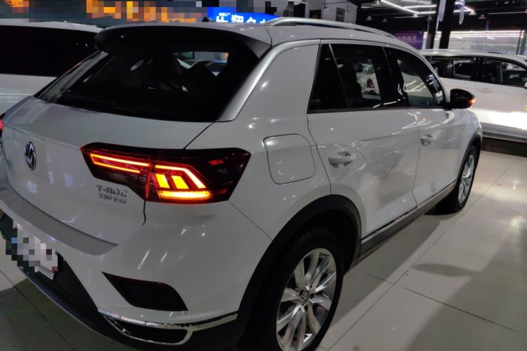 Used Volkswagen T-ROC 2018 230TSI DSG Two-Wheel Drive Advanced Version China V Standard
