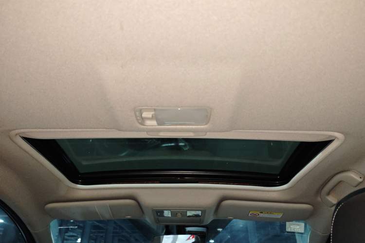 Used Nissan Tiida 2019 1.6L CVT Smart Drive Version China VI Standard