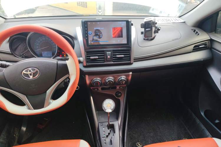 Used Toyota YARiS L 2015 1.5E Automatic Charm Edition